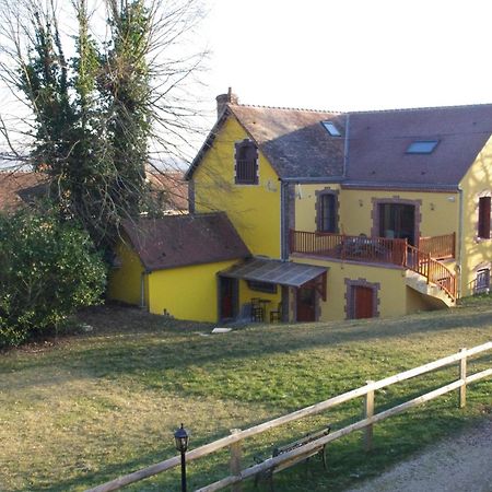 Logis-Hotel Restaurant Auberge Les Vallees Du Perche Vichères Eksteriør bilde